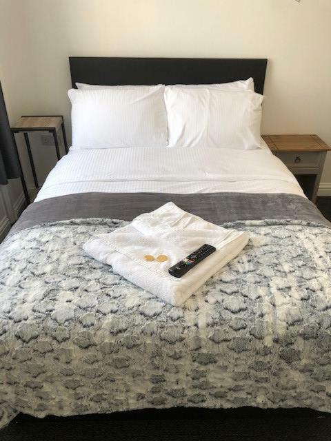 Ocean Holiday Apartments 普里茅斯 外观 照片