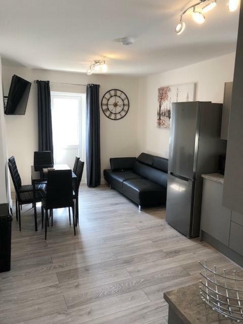 Ocean Holiday Apartments 普里茅斯 外观 照片